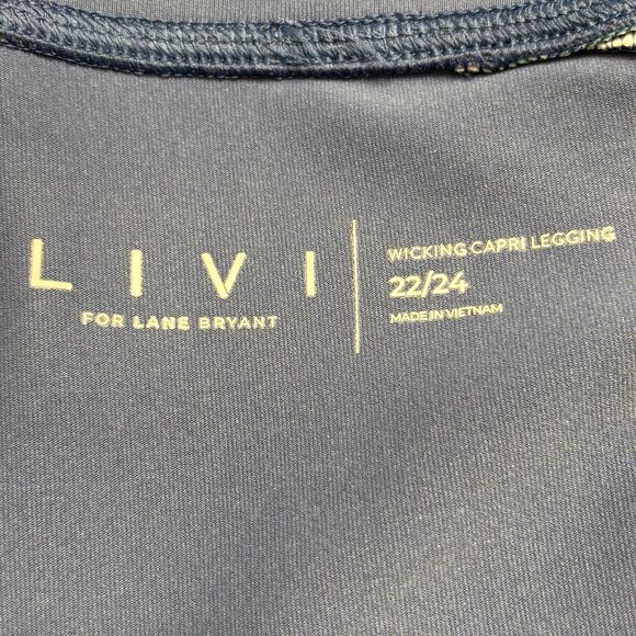 Livi Active by Lane Bryant Women's Sz 3X(22/24) Slate Blue Wicking Capri Legging - Picture 13 of 15